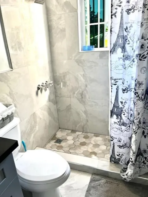 Andeve'S Tranquil Beautiful Home Montego Bay Holiday home